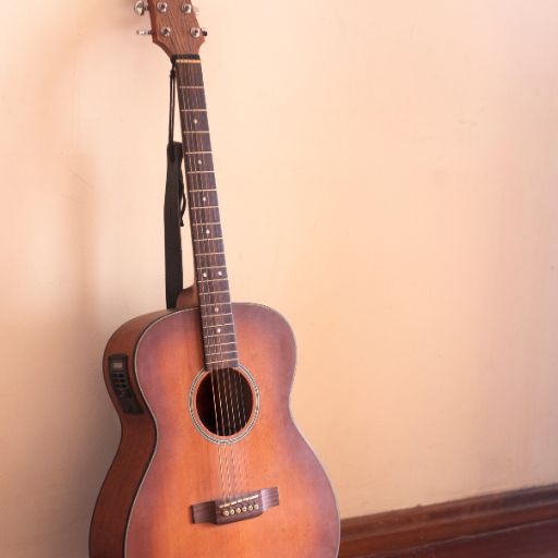 Acoustic Guitar Body Width