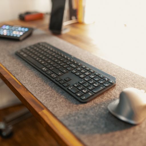Computer Keyboard with Extended Wrist Rest